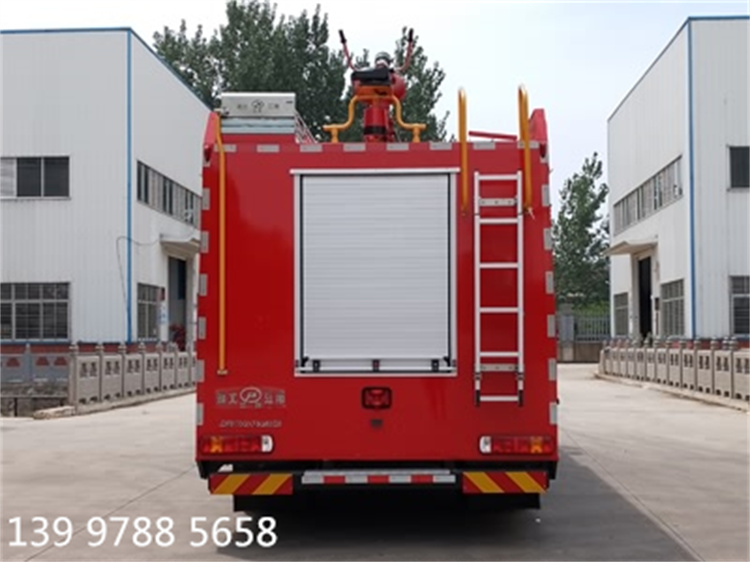 JDF5170GXFSG55Z6型水罐消防車5_副本.jpg
