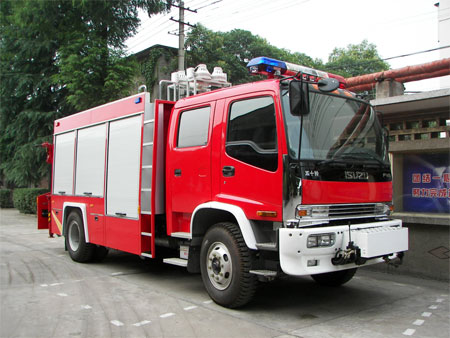 慶鈴五十鈴搶險(xiǎn)救援消防車(chē)