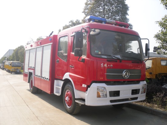 東風(fēng)天錦水罐/泡沫消防車